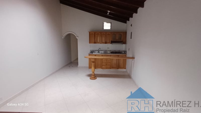 Apartamento disponible para Arriendo en Medellín con un valor de $1,600,000 código 2626