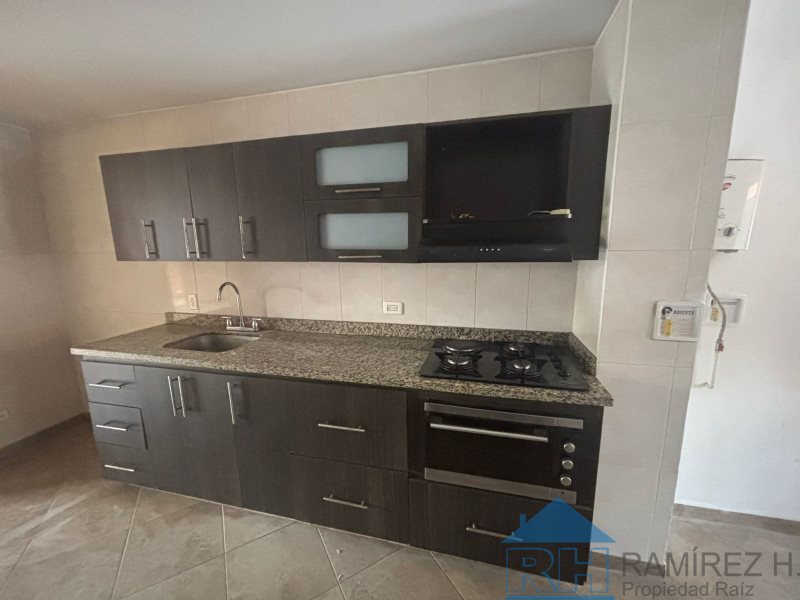 Apartamento disponible para Arriendo en Medellín La Castellana Foto numero 1