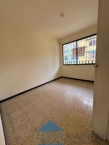 Apartamento disponible para Arriendo en Medellín Belen Los Alpes Foto numero 1