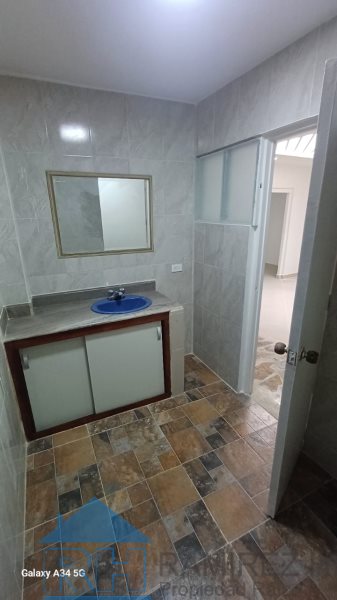 Casa disponible para Arriendo en Medellín Estadio Foto numero 1